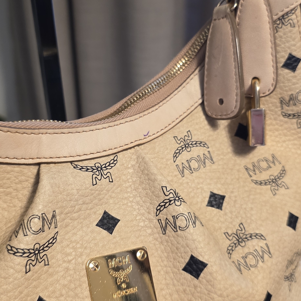 SOLD---------MCM Visetos Cream Shoulder Bag C2847 - Picture 6 of 11
